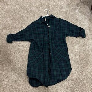 Final Touch Vintage Green and Black Plaid Long Shirt
